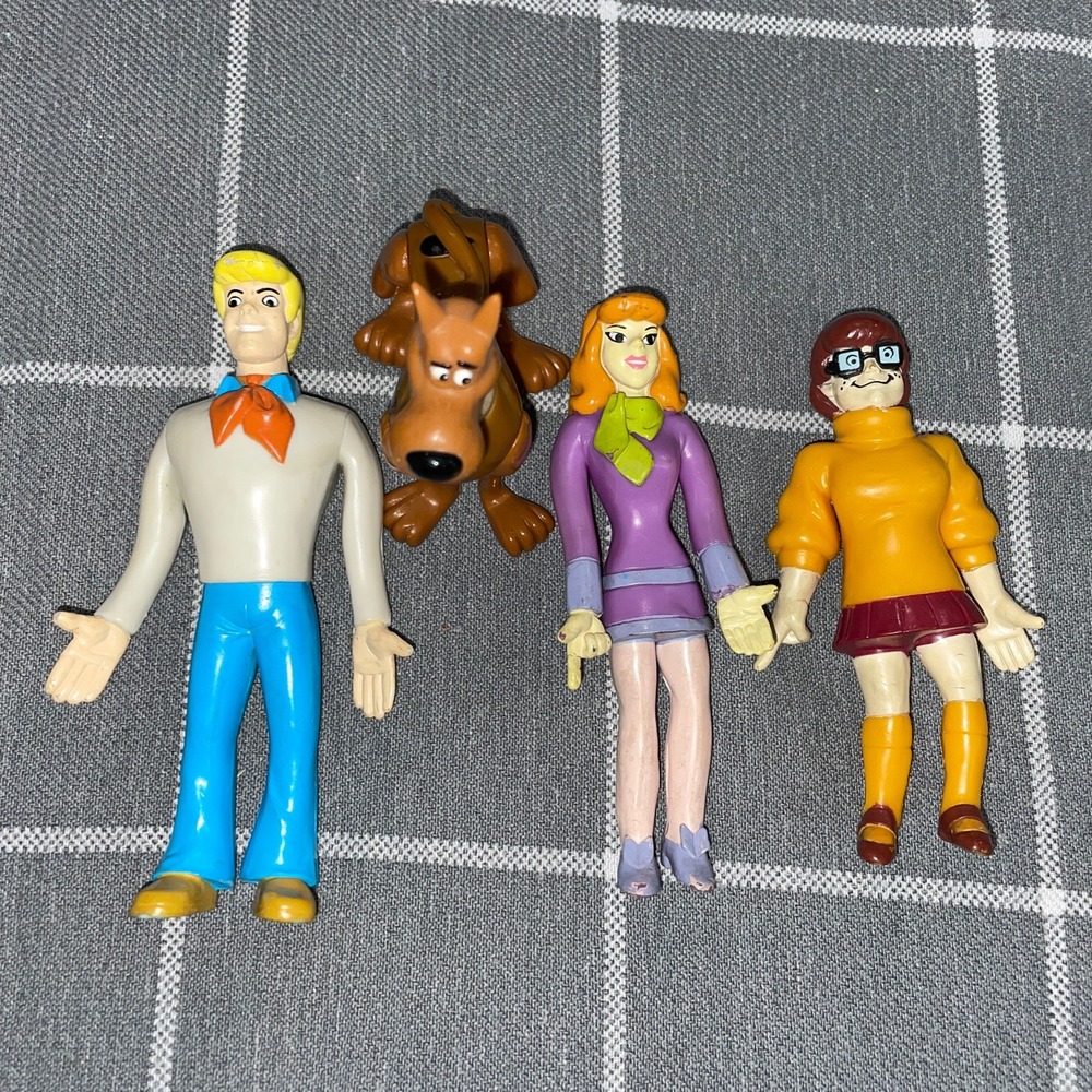 Collectible Scooby Do Figures Lot Of 4